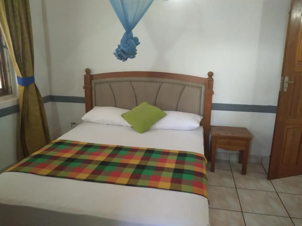 Vijai Resort Negombo Aparthotel
